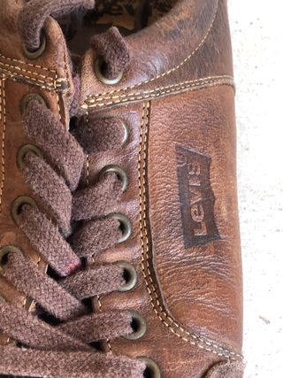 Zapatillas Levi's Marrones