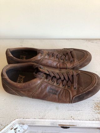 Zapatillas Levi's Marrones