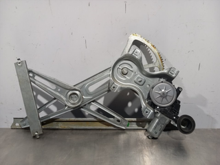 ELEVALUNAS DELANTERO DERECHO TOYOTA YARIS (KSP1/N