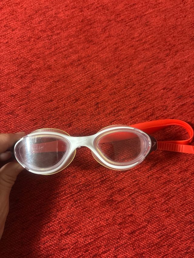 Gafas Speedo y Arena