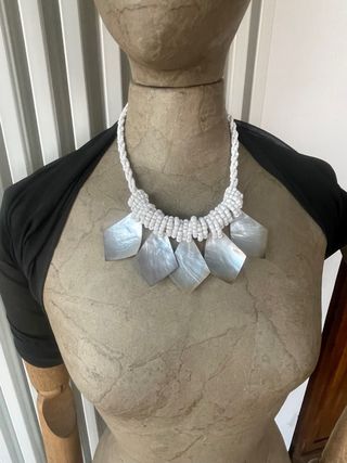 Collana Artigianale madreperla e perleVetro Bianco