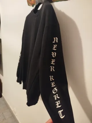 Sudadera Negra Never Regret