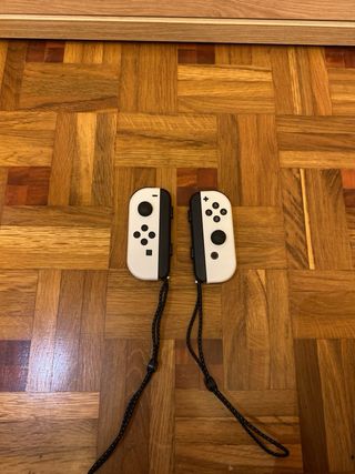 Nintendo Switch OLED + 4 Juegos
