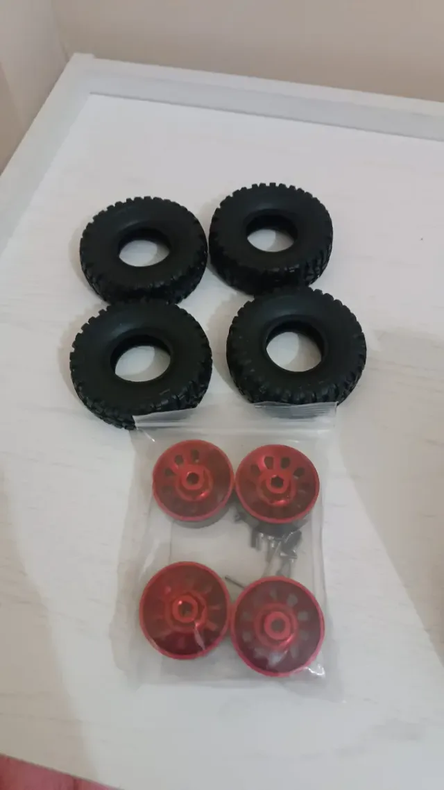 Neumáticos 1/18 SCX24 con Llantas Aluminio