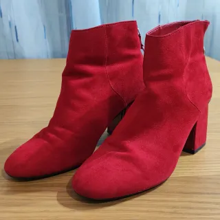 Botas de senhora vermelhas