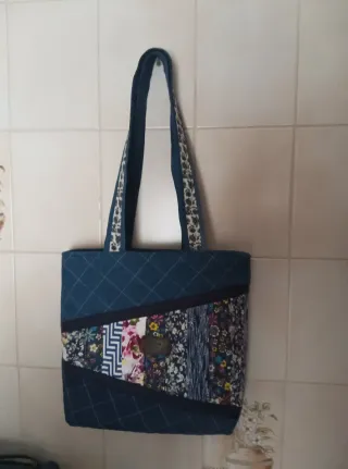 Bolso patchwork hecho a mano