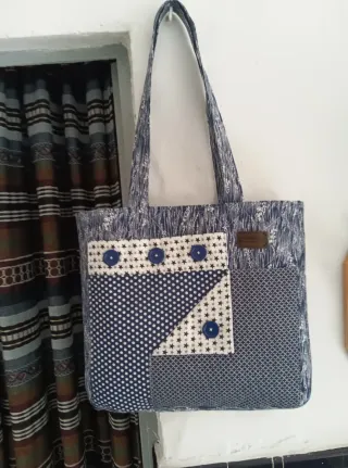 Bolso patchwork hecho a mano