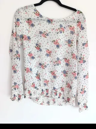 Blusa floral manga larga talla M