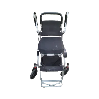 Silla de ruedas eléctrica plegable