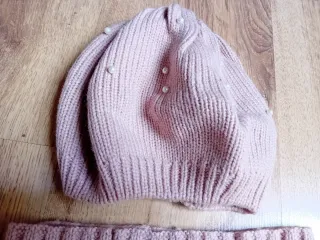 Conjunto gorro y bufanda niña perlas