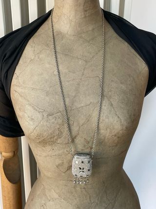 Collana Vintage Etno-Chic con ciondolo a borsetta
