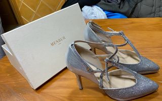 Zapatos de tacón plateados MENBUR