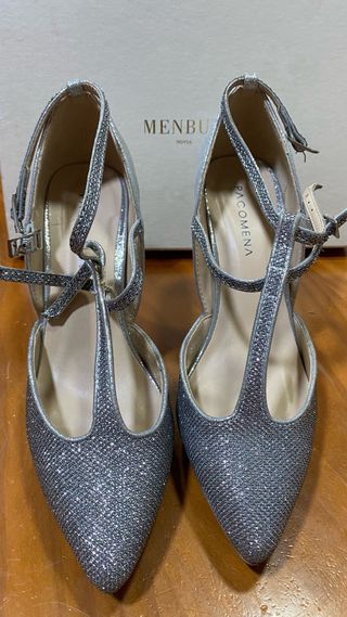 Zapatos de tacón plateados MENBUR