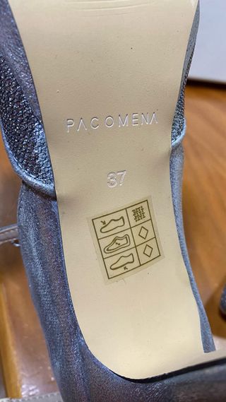 Zapatos de tacón plateados MENBUR