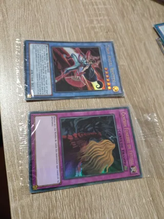 2 cartas selladas YuGiOh edición limitada