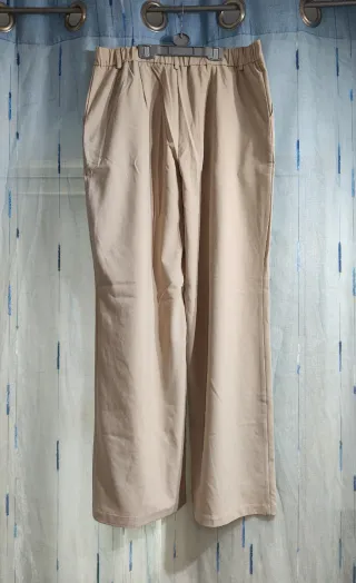 Calça de Senhora bege
