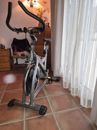Bici Spinning y Elíptica