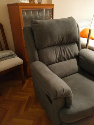 Sillón abatible gris tela