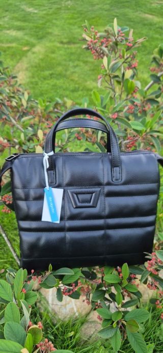 Bolso Negro Don Algodón con etiqueta
