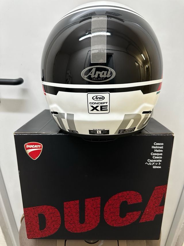 Casco Ducati Theme V2 Talla L como nuevo