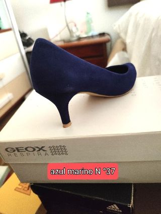 Zapatos de tacón beige mujer