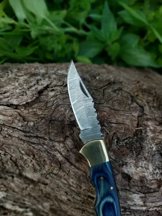 Coltello Damasco Acciaio Blu Legno