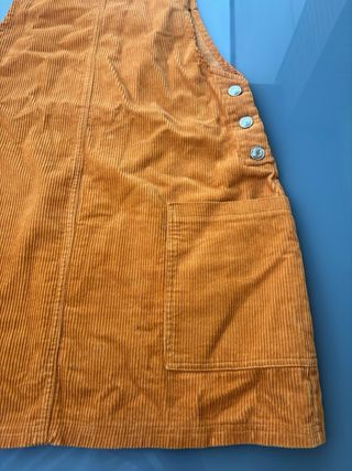 Peto de pana naranja