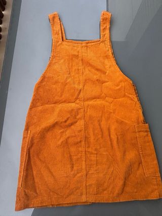 Peto de pana naranja