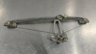 ELEVALUNAS TRASERO IZQUIERDO MERCEDES-BENZ 190 (B