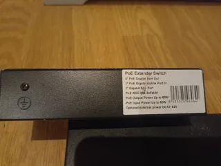 Switch PoE 4 Puertos giga + Fibra