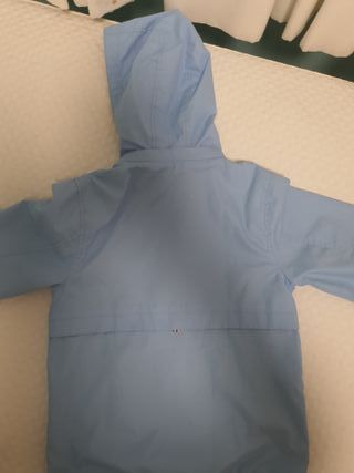 Cortavientos azul