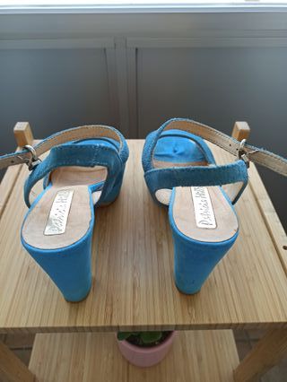 Zapatos de tacón azul Patricia Miller