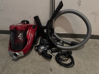 Aspiradora Rowenta Cyclonic 3AAA 2000W