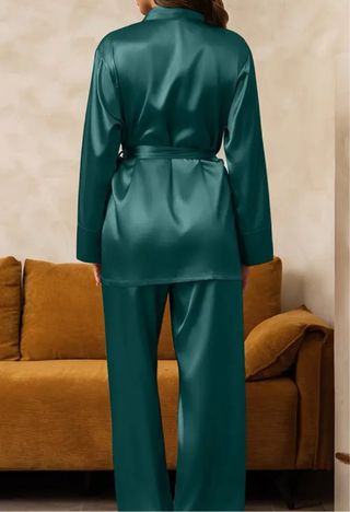Pijama satén verde talla única