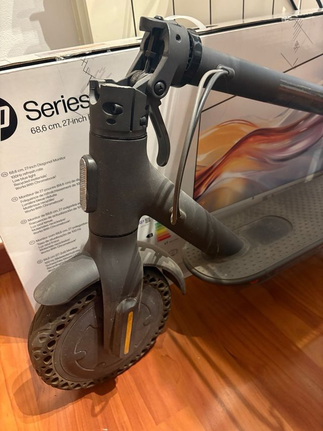 Patinete Eléctrico Xiaomi Essential