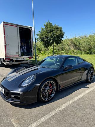 Porsche 911 4GTS