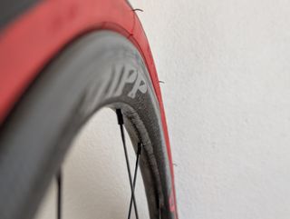 Roda Frente Zipp 202 Firecrest Carbono