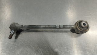 BRAZO SUSPENSION INFERIOR DELANTERO DERECHO MERCE