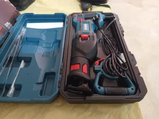 Sierra sable 1100W Nueva