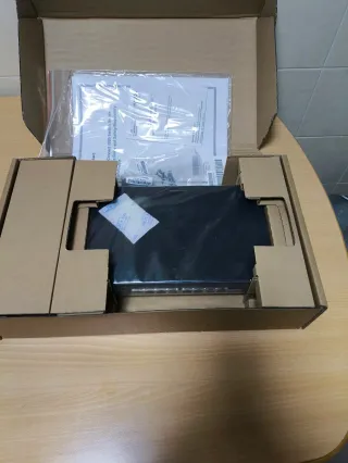 HPE OfficeConnect 1820S 8 Puertos Switch