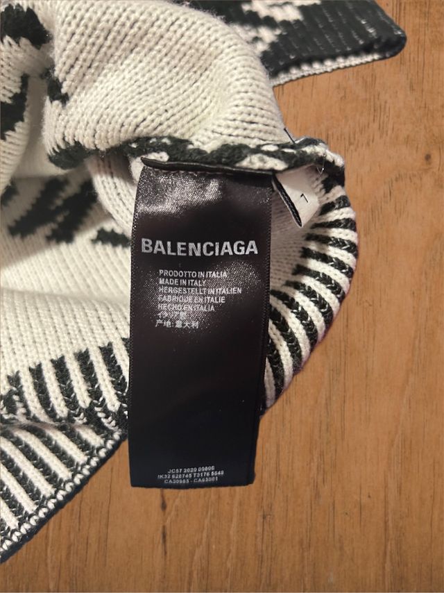 Balenciaga Jersey Negro