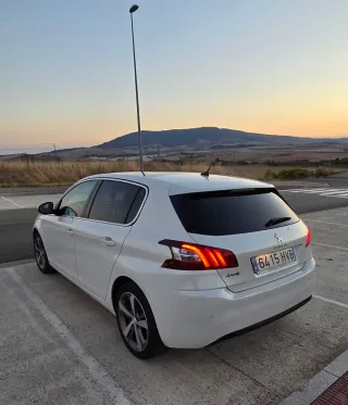 Peugeot 308 2014