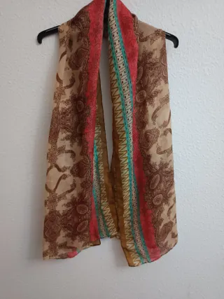 Pañuelo mujer estampado paisley