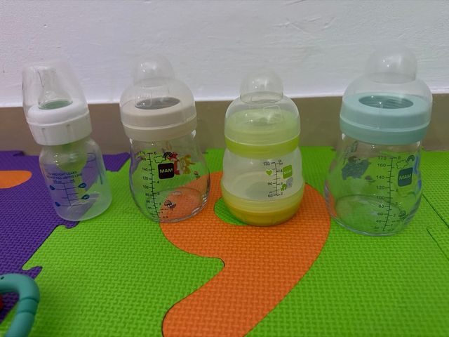Lote 3 Biberones MAM y 1 de doctor browns