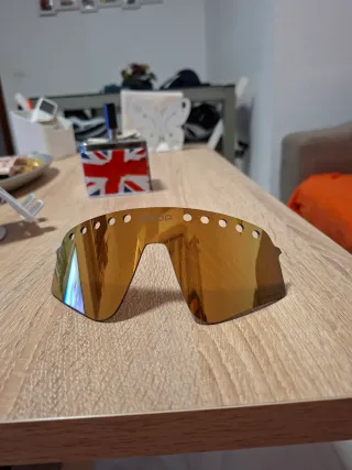 Lente Oakley sutro Oro Edición Limitada MVDP