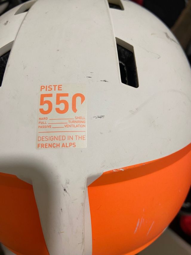 Casco de esquí con visor