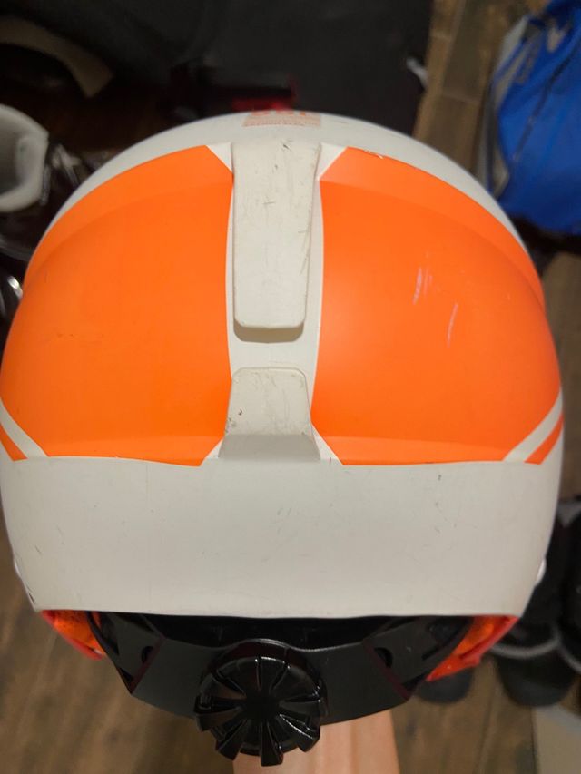 Casco de esquí con visor