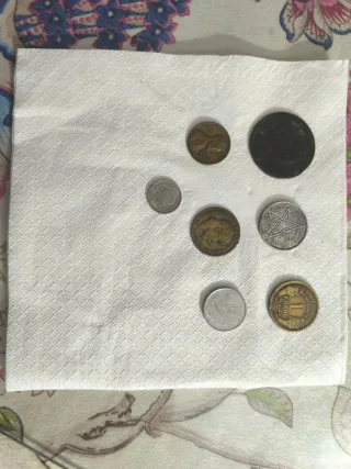 Monedas y billetes antiguos 