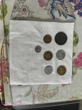 Monedas y billetes antiguos 