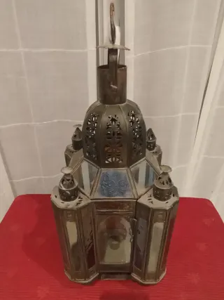 Lámpara árabe de cristal y metal